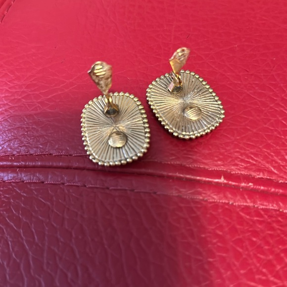 Yves Saint Laurent rectangle with red cabochon center clip earrings - Picture 14 of 14